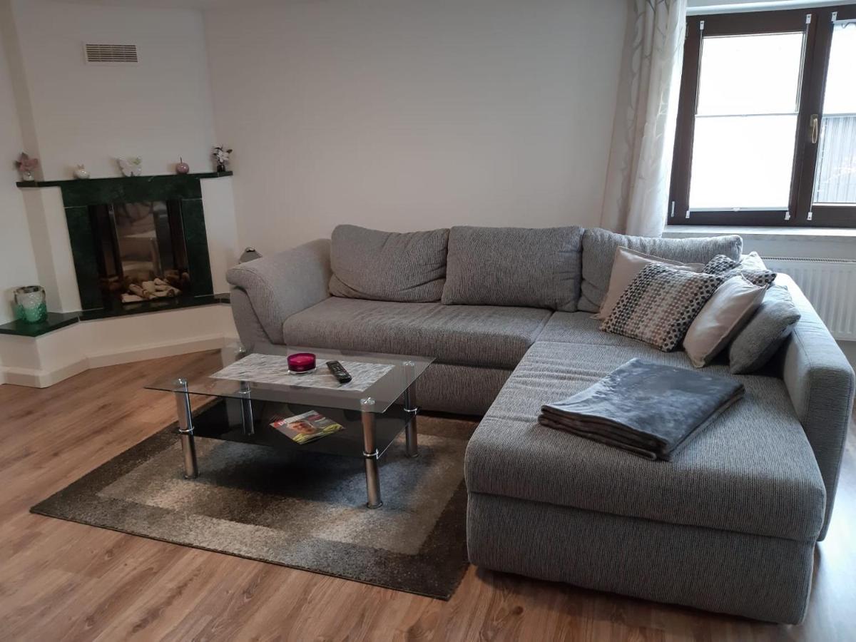 Familienfreundliche Ferienwohnung Zschorlau 외부 사진