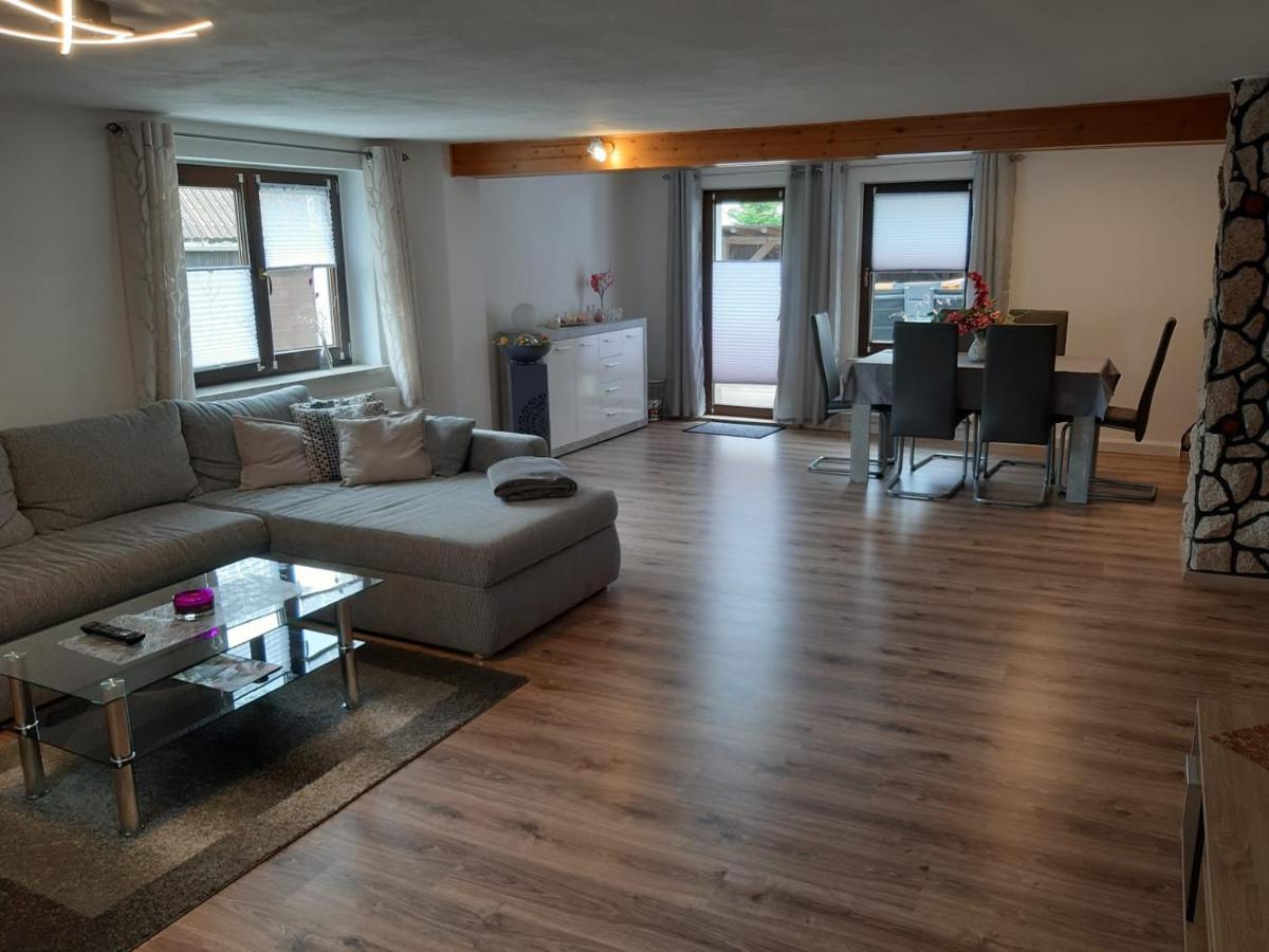Familienfreundliche Ferienwohnung Zschorlau 외부 사진